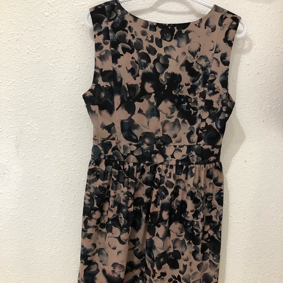 Midi Dress - Picture 3 of 6